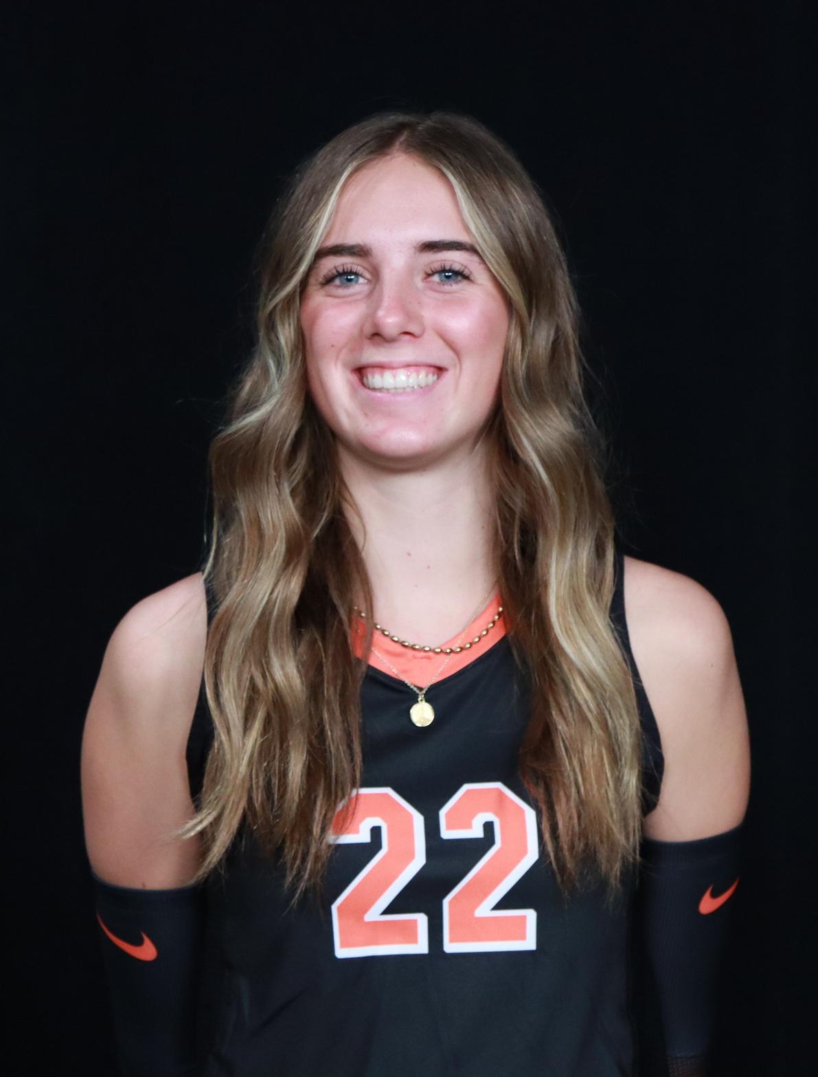 Rian McKenzie, Volleyball