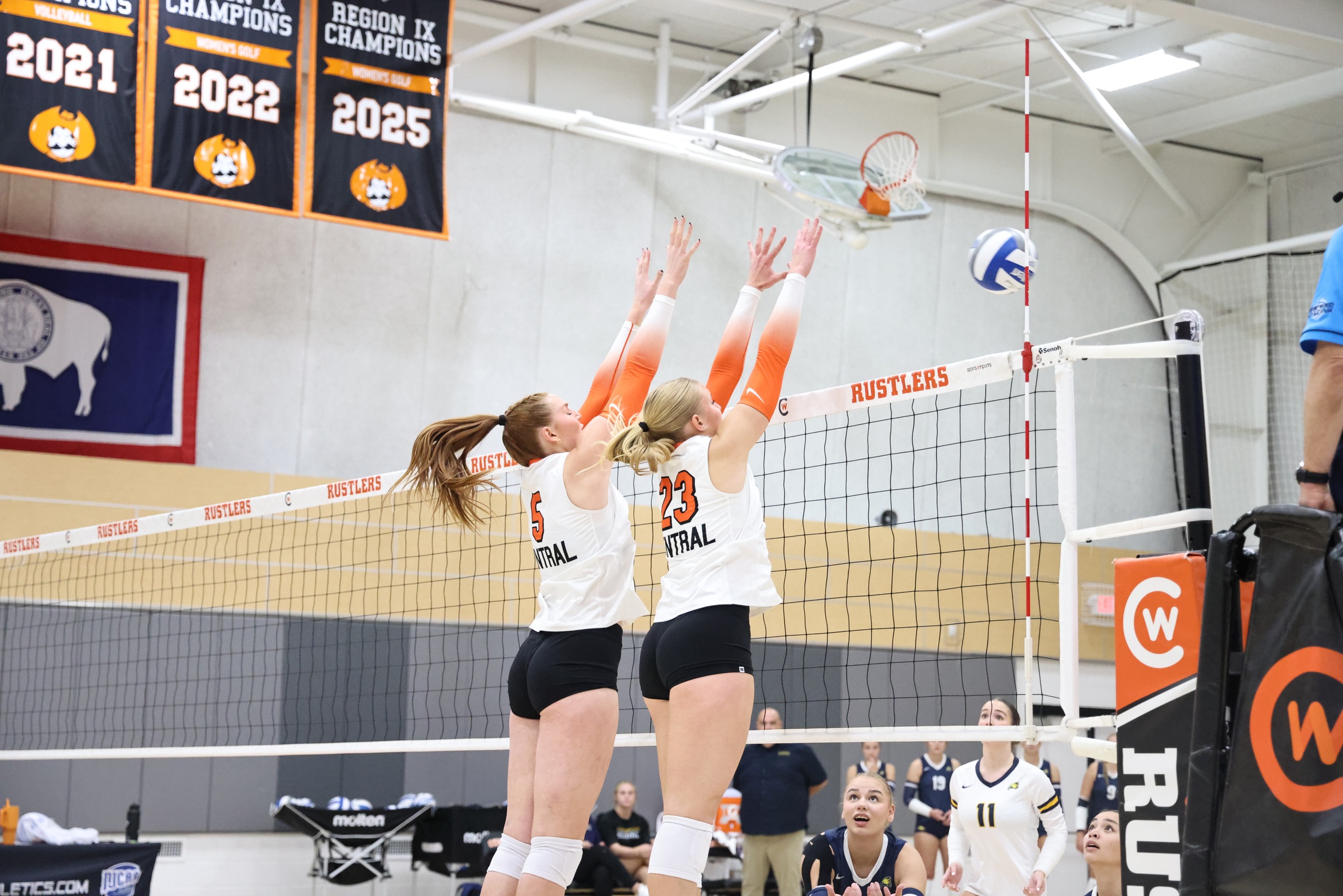 VB vs LCCC 10/4